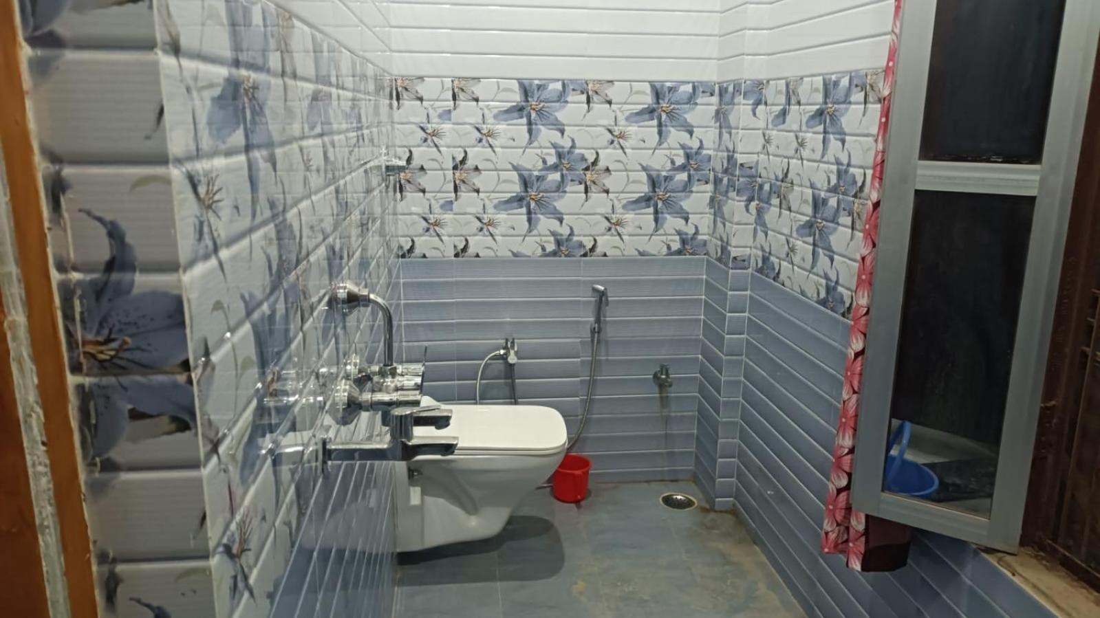 Shree Ayodhya Dham Guest House 300 Meter From Sri Ram Temple Free Pick Up , Drop , Breakfast & Wifi Exterior photo